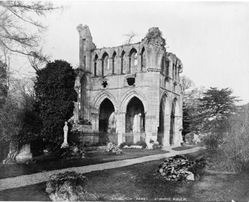 Dryburgh Abbey. Tomb of Sir Walter Scott